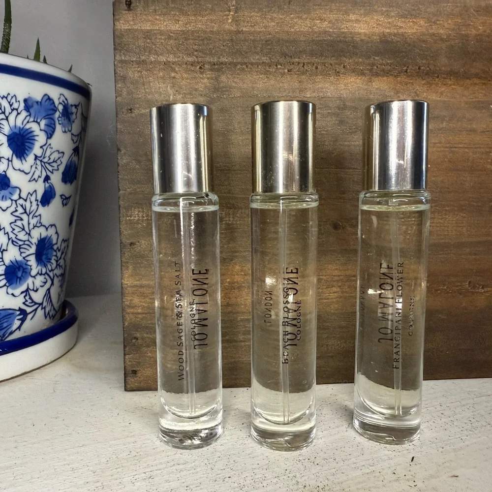 Jo Malone Trio: Wood Sage Sea Salt, Orange Blossom, Frangipani - Picture 2 of 3